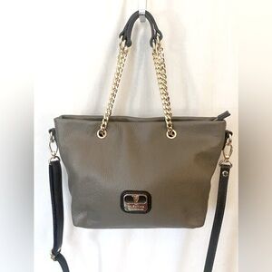 EUC Valentina pebbled leather shoulder bag/crossbody